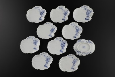 初期伊万里染付花蝶文団扇形豆皿 十 | 商品詳細 東洋古陶磁の前坂晴天堂