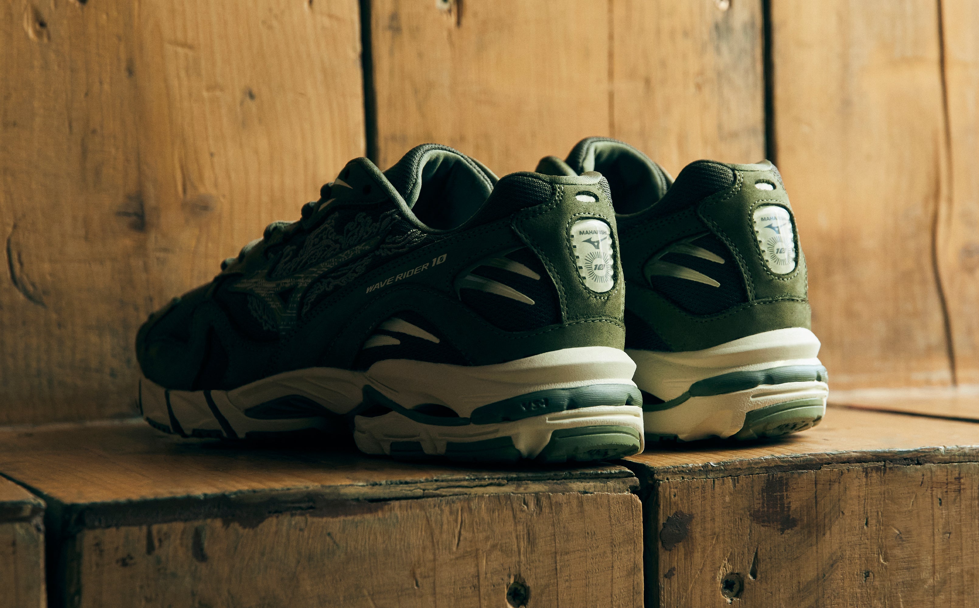 Maharishi x Mizuno Fire Phoenix Wave Rider 10