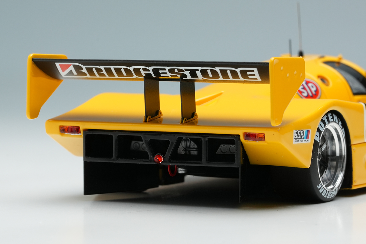 Make Up Co., Ltd. / Porsche 962C 