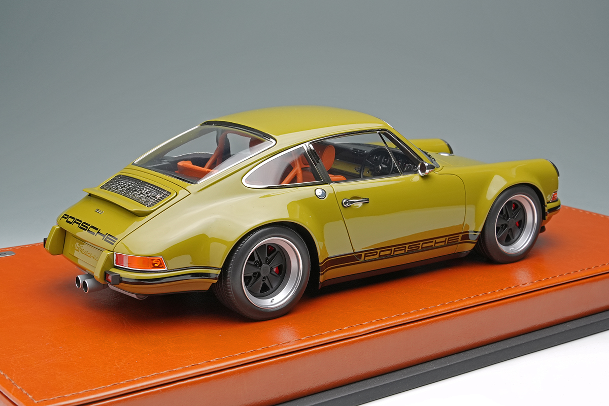 Make Up Co., Ltd. / Singer 911 (964) Coupe