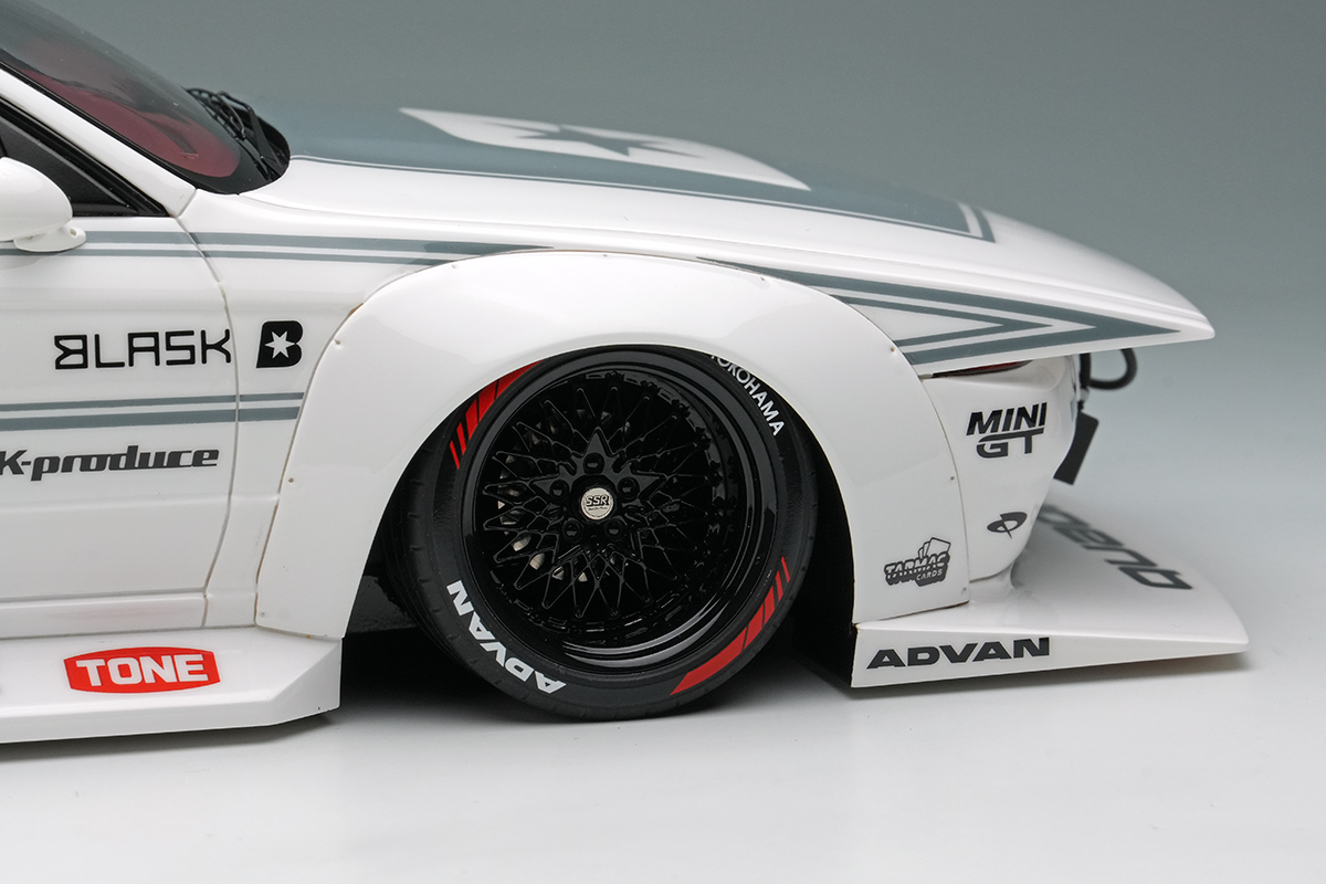 Make Up Co., Ltd. / LB-KAIDO WORKS NISSAN SKYLINE(R32) Tokyo Auto