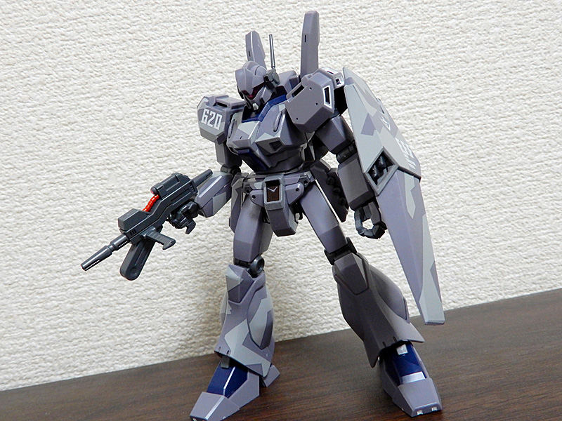 ガンプラネタ】一筆啓上 苦行が見えた HGUCジェガンD型 迷彩仕様