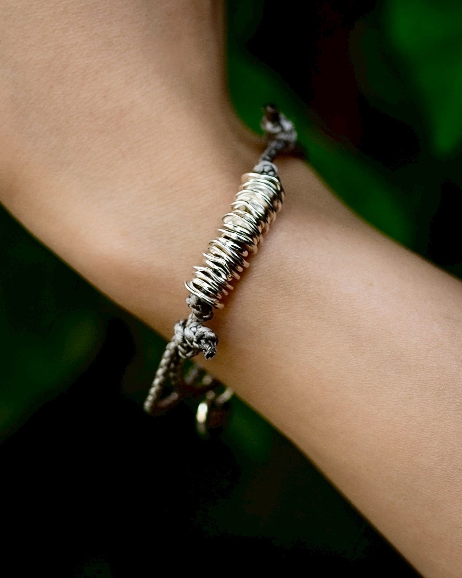 XOLO - XOLO JEWELRY ショロジュエリー / Piece Silk Code Bracelet