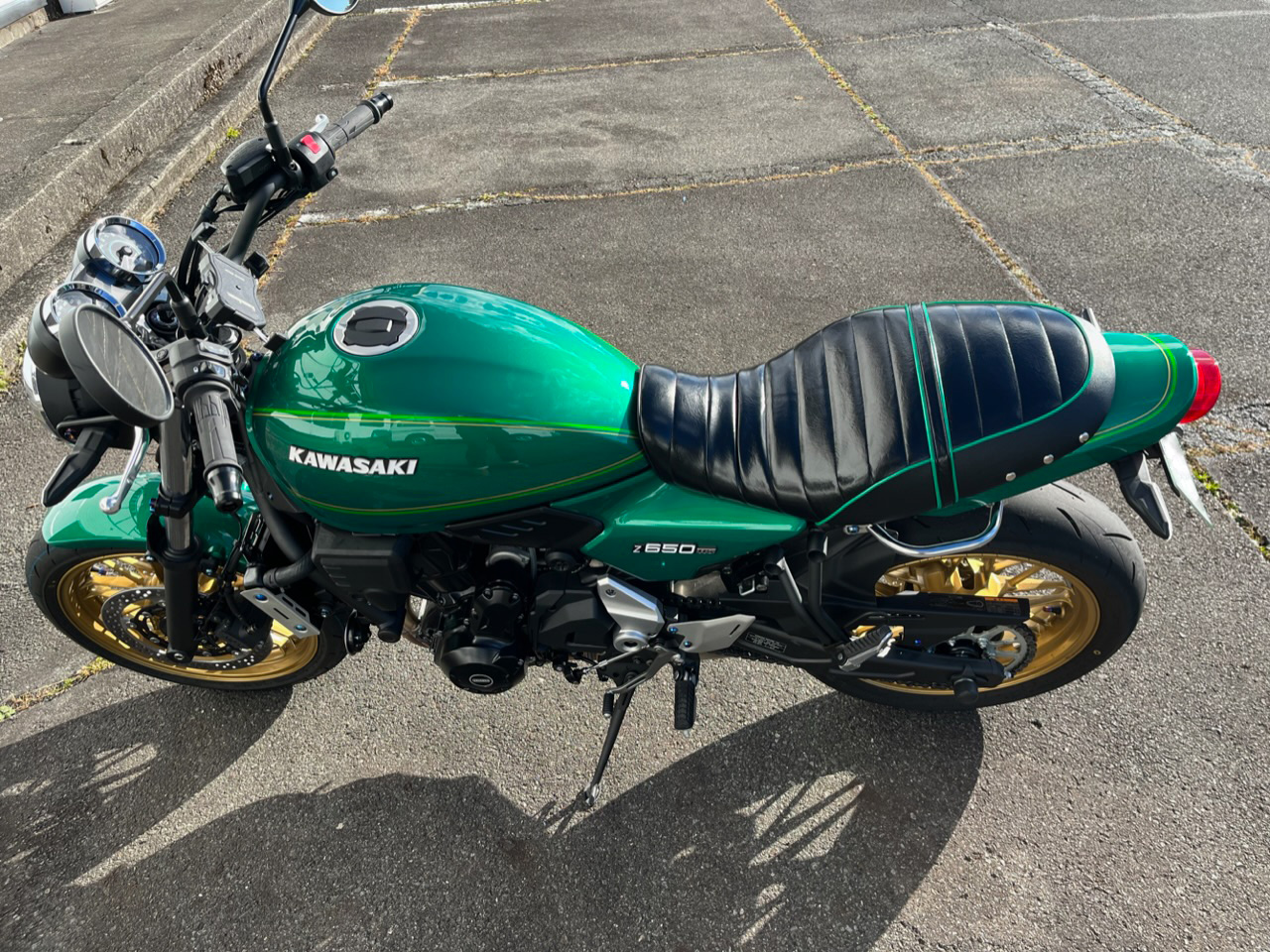 Z650RS | ユーザーフォトライブラリー | 株式会社丸直 バイク事業部