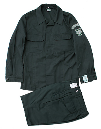 ドイツ連邦 GSG-9((BGS所属、対テロ特殊部隊）行動服上下セット/実物・