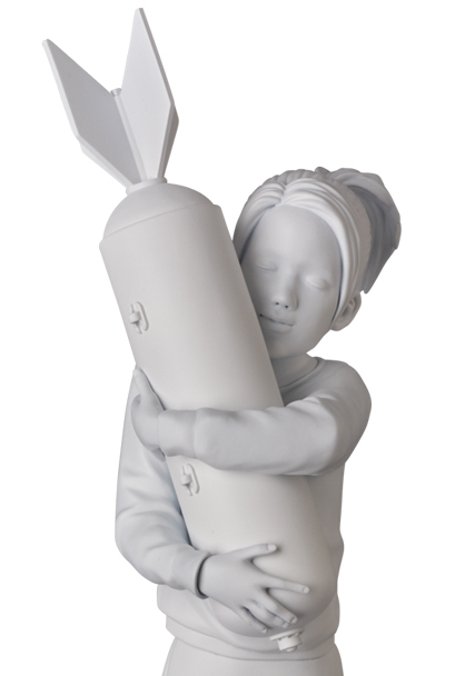 MEDICOM TOY - BOMB HUGGER