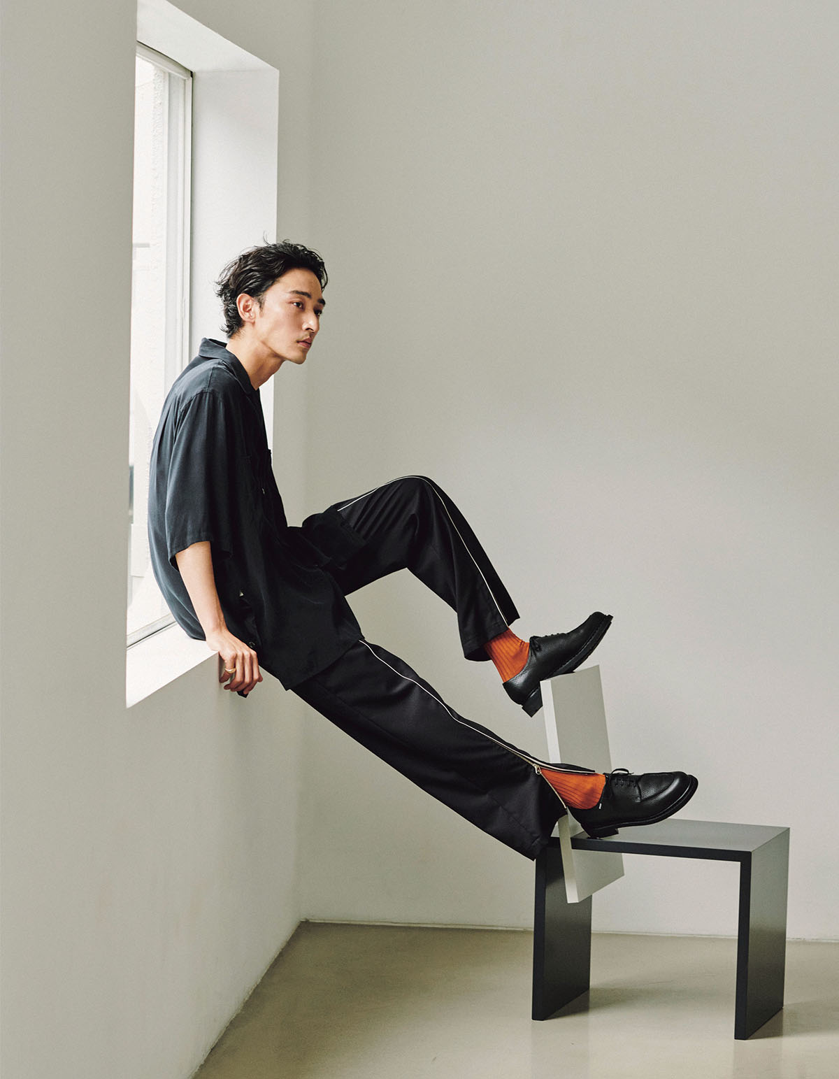 俳優・上杉柊平さんの運命のベストバイ3選。MM6、特別なパラブーツ