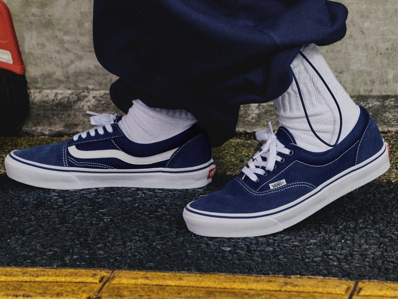 なんと「ヴァンズ」のオールドスクールとエラが合体！ コラボのたびに