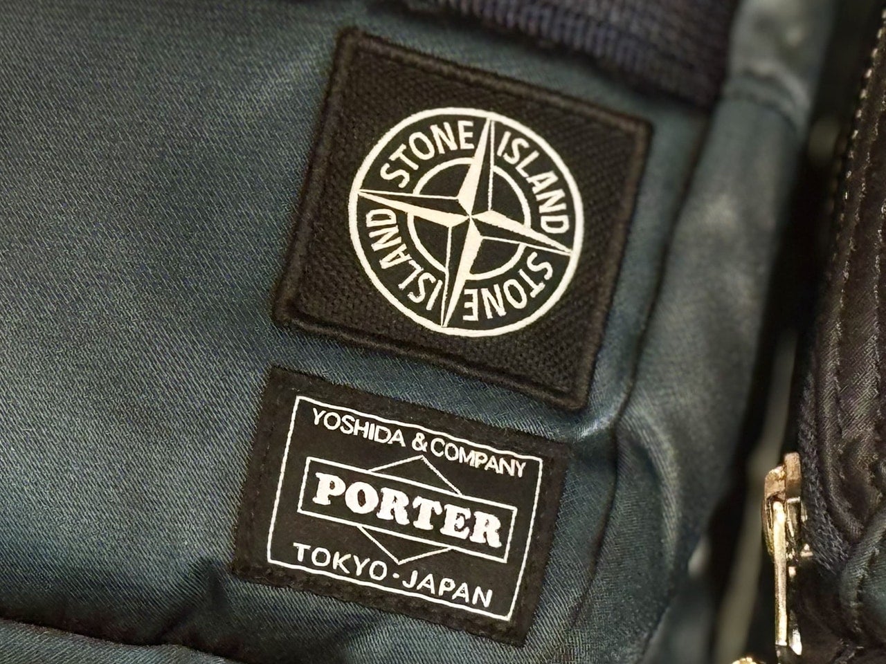 ポーター」と「ストーンアイランド」の最強コラボをスクープ！バッグや