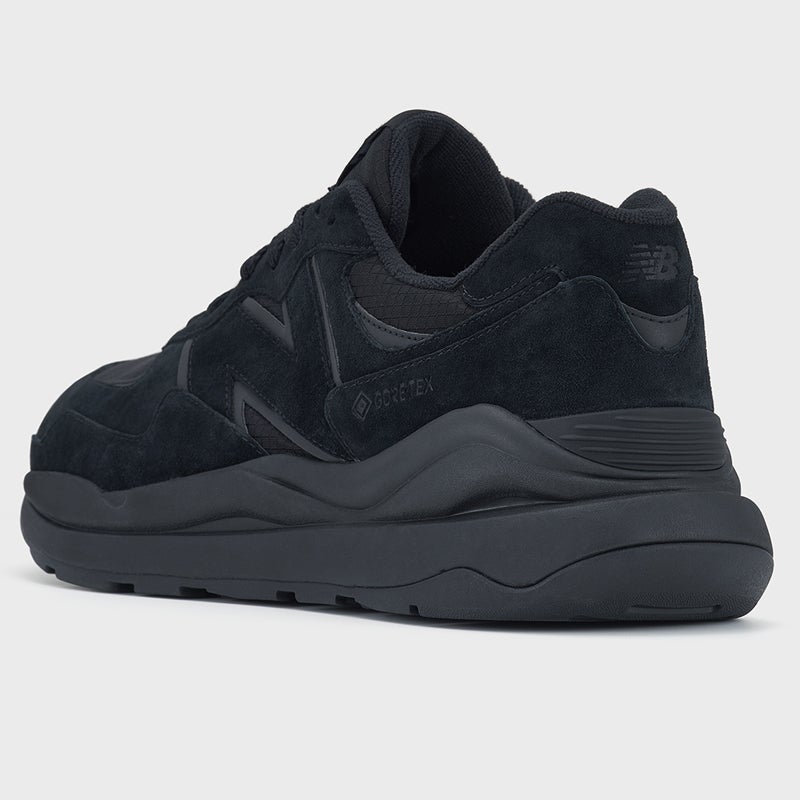 ニューバランス×コム デ ギャルソン オム】ゴアテックス採用の限定黒