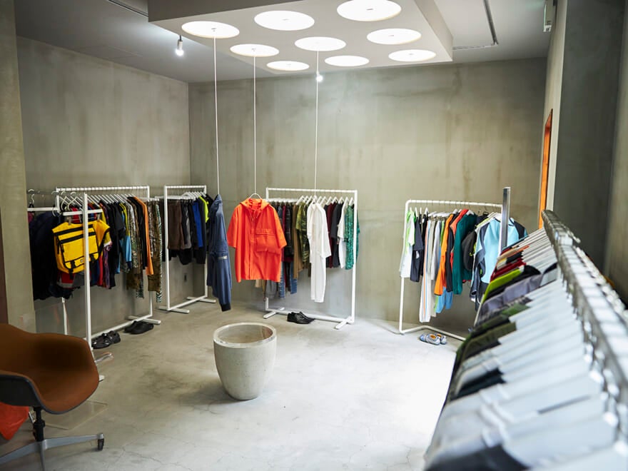 プロが推す東京の古着屋⑦前編】 下北沢の新感覚古着店808を