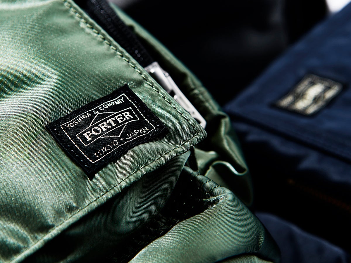 ポーターの3月に買うべき「PX タンカーシリーズ」4選。大人なデザイン