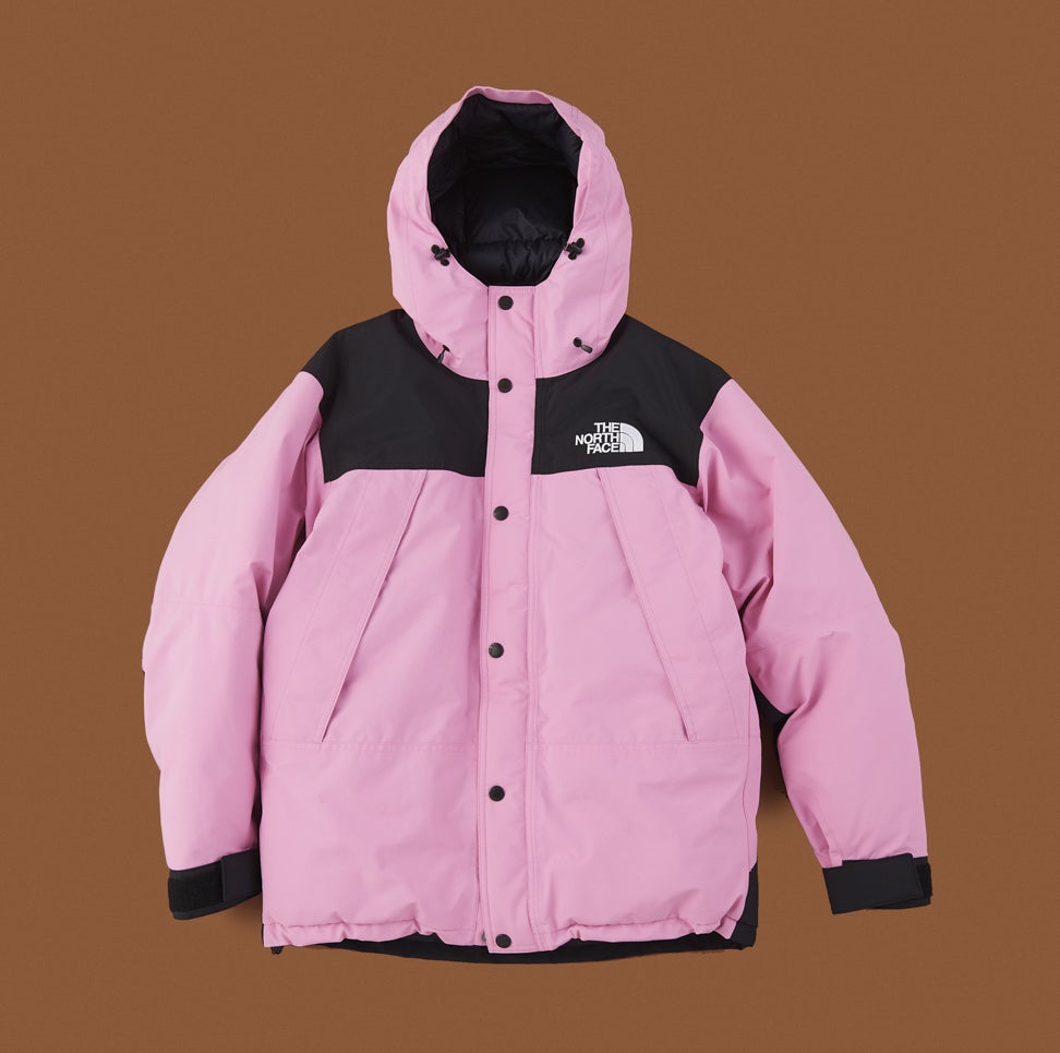 服好きも沼った！ アウトドアブランドの「名品カラーダウン」15選