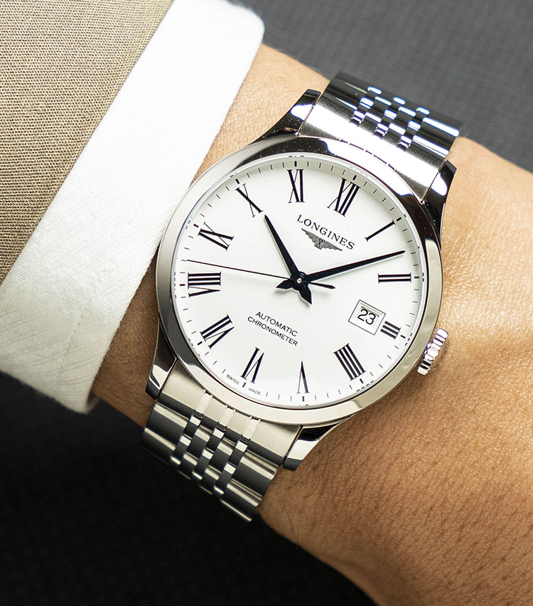 仕事用の腕時計、どうしてる？」ロンジンの有力候補11本を腕に乗せて