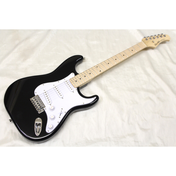 現品限り大特価 Bacchus(バッカス) ／ BST-1M BLK ストラトキャスター