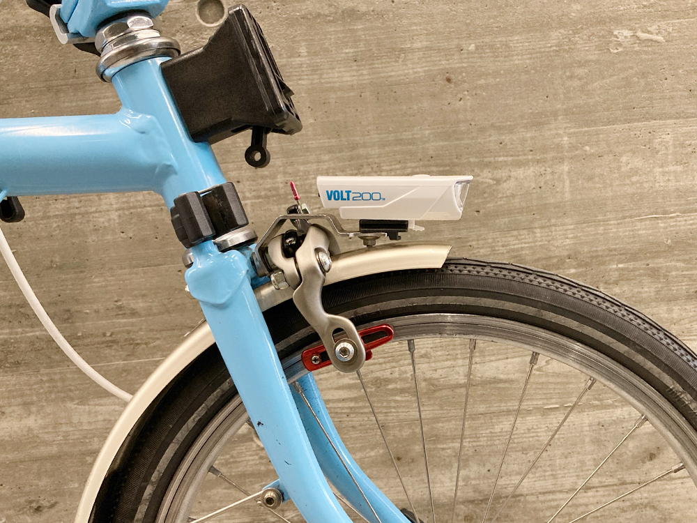 BROMPTON（ブロンプトン）に装着可能なミノウラ製のライトステーのご
