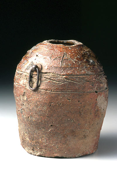 信楽桧垣文蹲壺 - MIHO MUSEUM