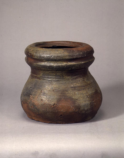 備前瓢形水指 - MIHO MUSEUM