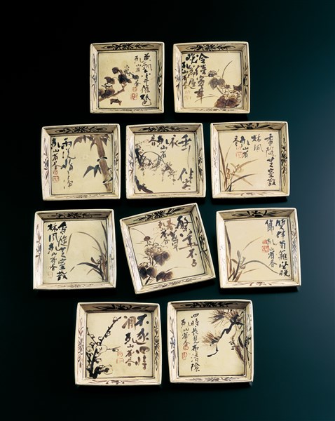 乾山銹絵絵替四方皿 - MIHO MUSEUM