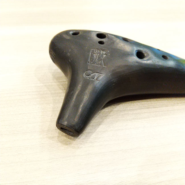 クレイトーン オカリナ ソプラノF 黒陶ベーシック: 管楽器｜三木楽器