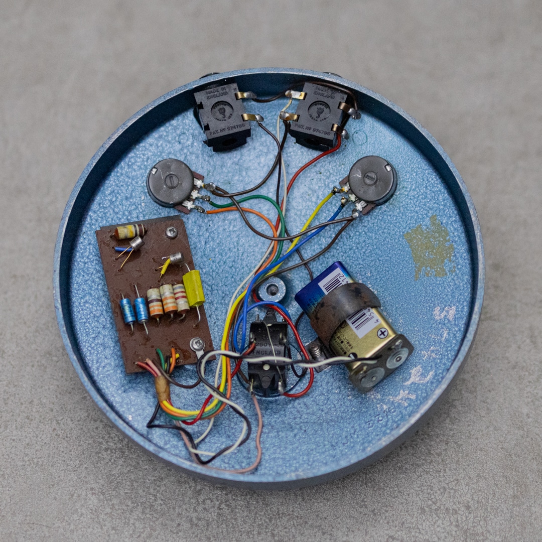 Fuzz Face Light Blue / Early 1970s: エフェクター｜三木楽器公式通販