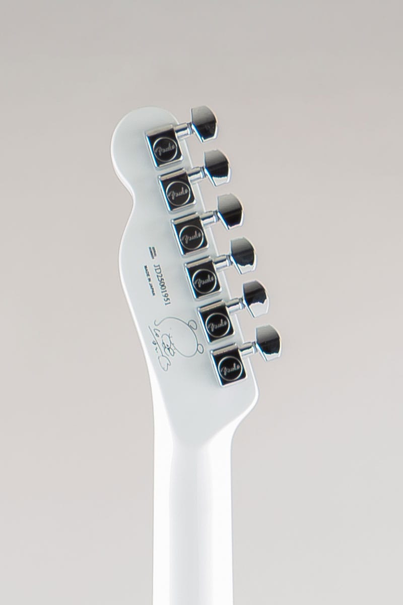 SILENT SIREN Telecaster/Arctic White/Maple Fingerboard: エレキ