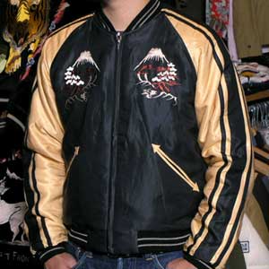 テーラー東洋スカジャン「日本庭園×黒龍」サテンキルトリバーシブル