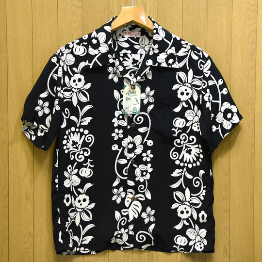 SUNSURF(サンサーフ)レーヨン半袖アロハ『HAWAIIAN SKULL BORDER