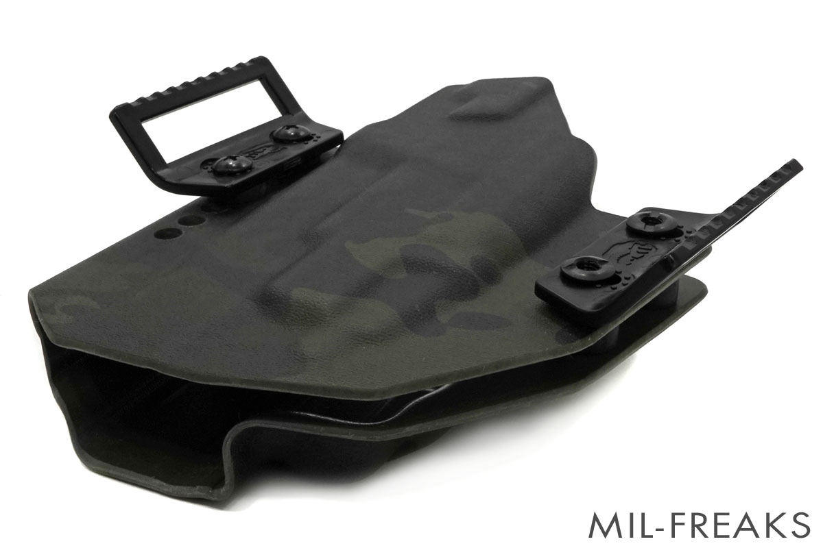T.REX ARMS Light-Compatible Ironside ホルスター マルチカムブラック