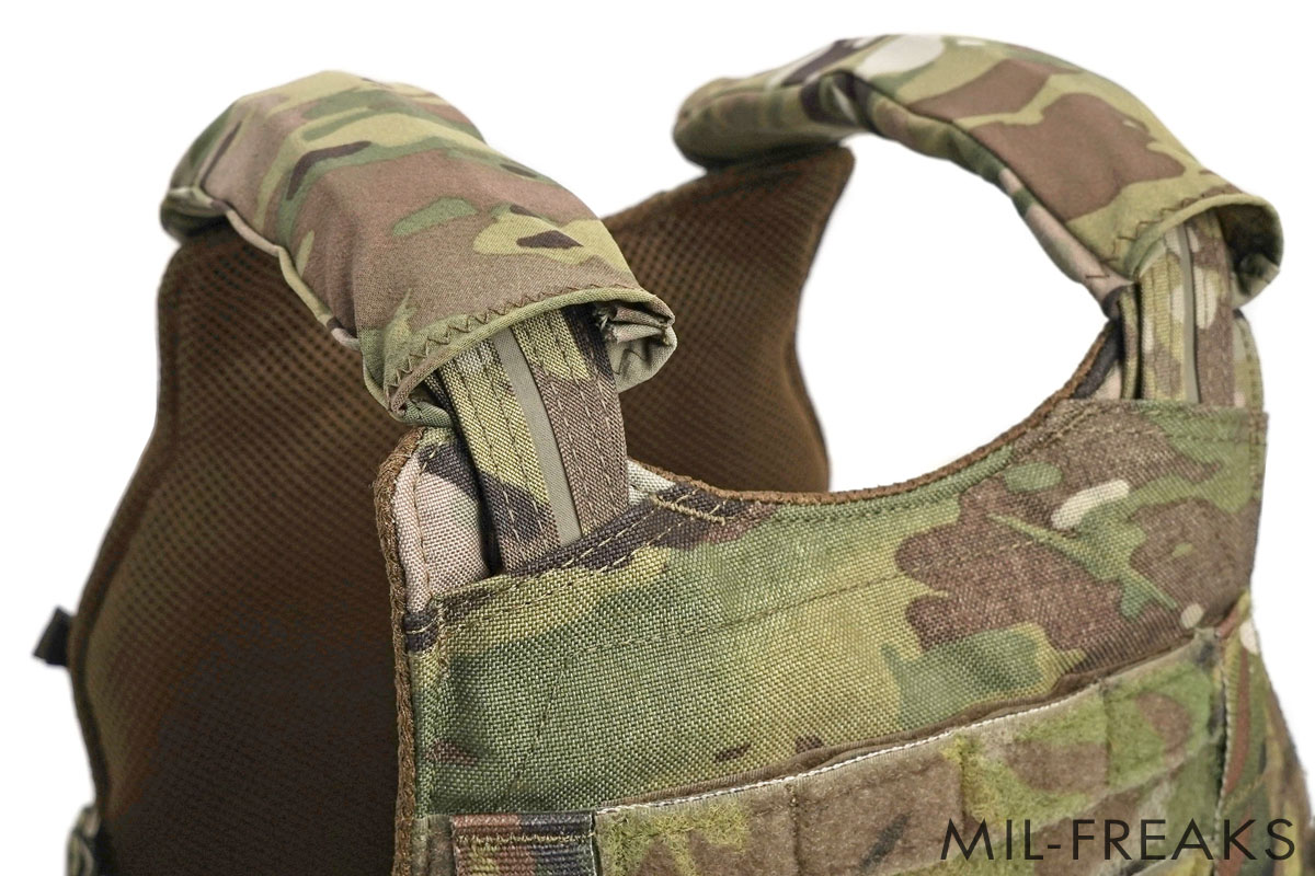 VELOCITY SYSTEMS SCARAB LE プレートキャリア マルチカム サイズ