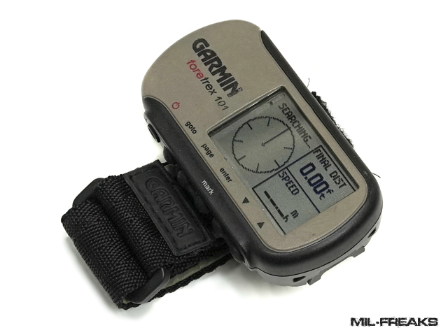 一点物] GARMIN FORETREX 101 パーソナル GPS 美品 USED │ ミリタリー