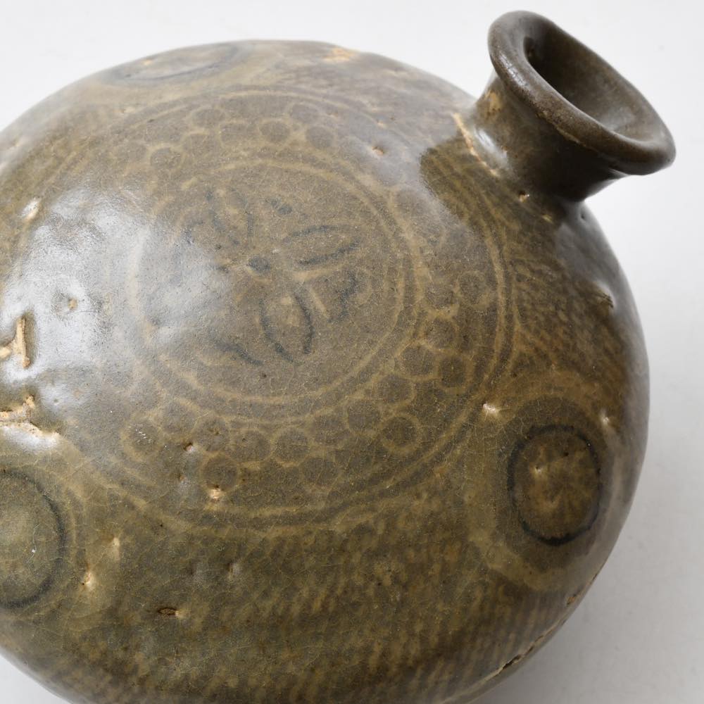 朝鮮 高麗青磁 象嵌花瓶 ｜ みんげい おくむら （日本と世界の民芸）