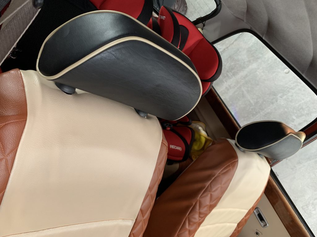 ローバーミニ：ユーザー車検で落ちないための事前準備。~内外装部品の