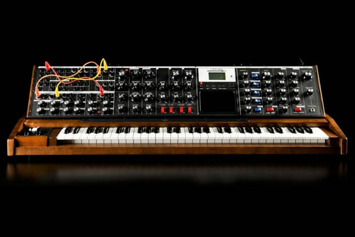 Moog's Legend ~博士の最高傑作minimoog Voyager 生産完了、その軌跡