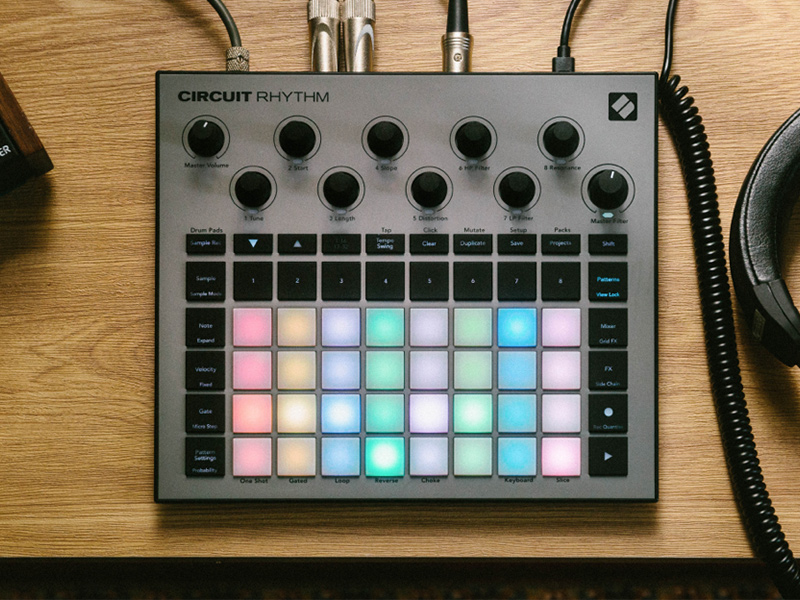 Novation(ノベーション) Circuit Rhythm | Rock oN Line eStore