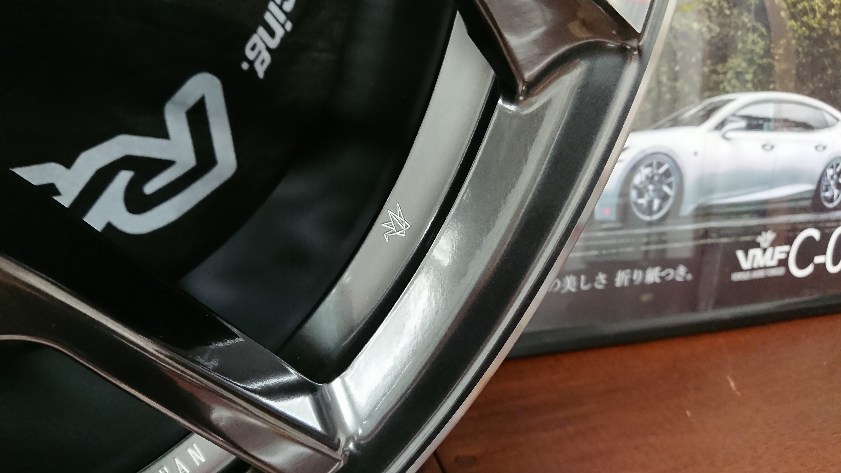 その美しさ「折り紙」つき！RAYS VERSUSから新ブランド登場！ | 彰の