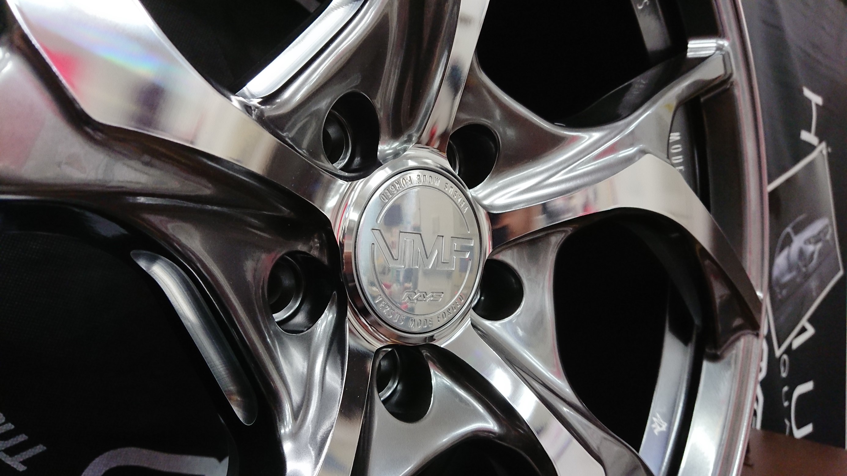 その美しさ「折り紙」つき！RAYS VERSUSから新ブランド登場！ | 彰の