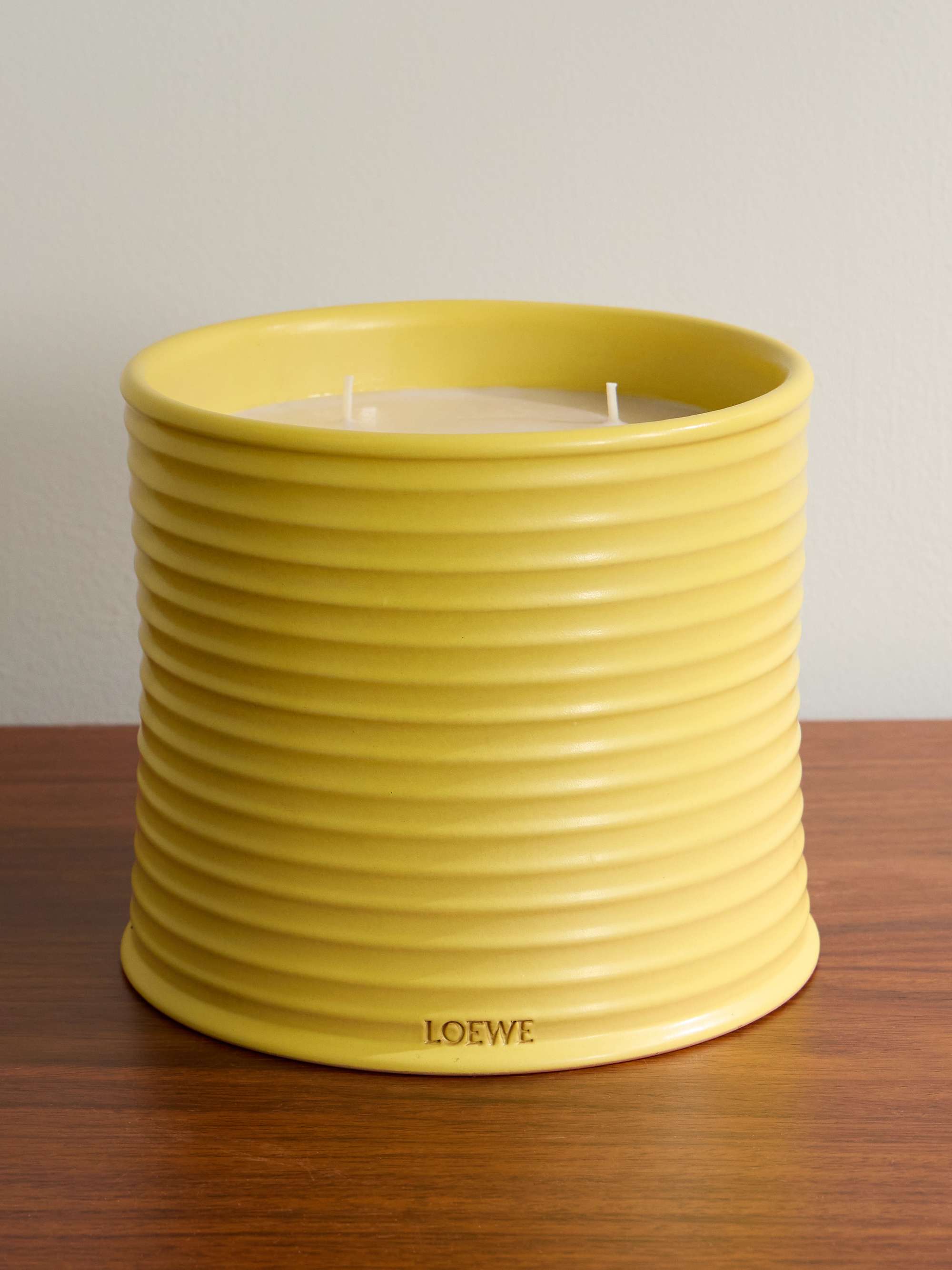 LOEWE PERFUMES Wasabi Large Scented Candle, 2120g for Men | MR PORTER