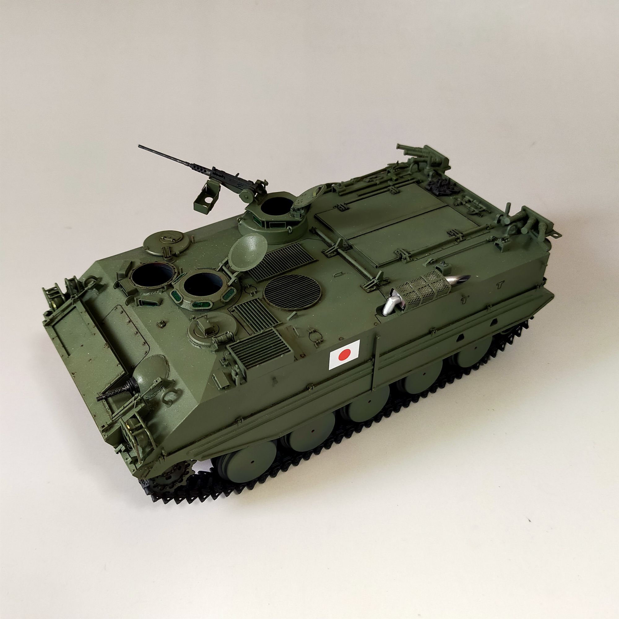 予約】えときんモデル 1/35 73式装甲車フロート付き（朝霞観閲パレード