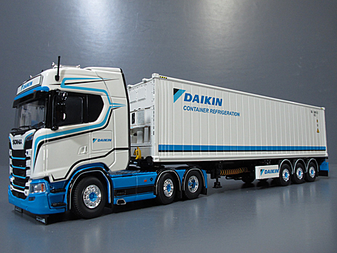 モデルトラックファクトリー