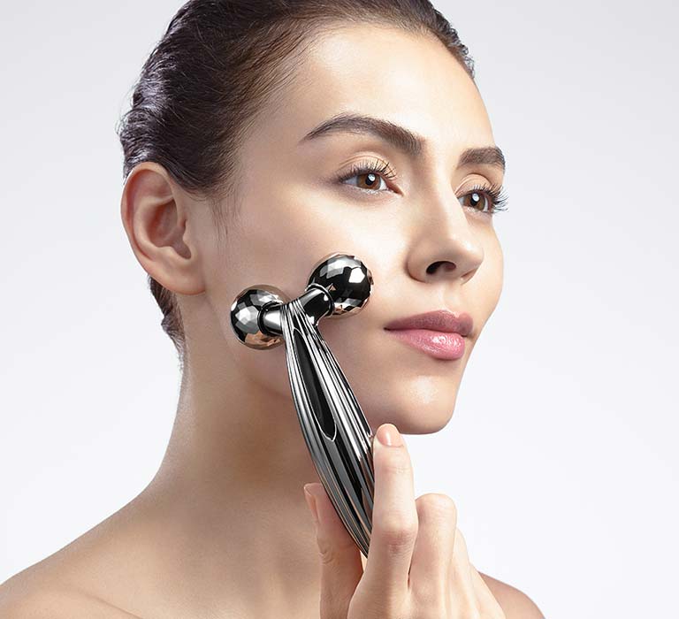 リファカラットレイフェイス （美顔ローラー） | 美容機器 | ReFa