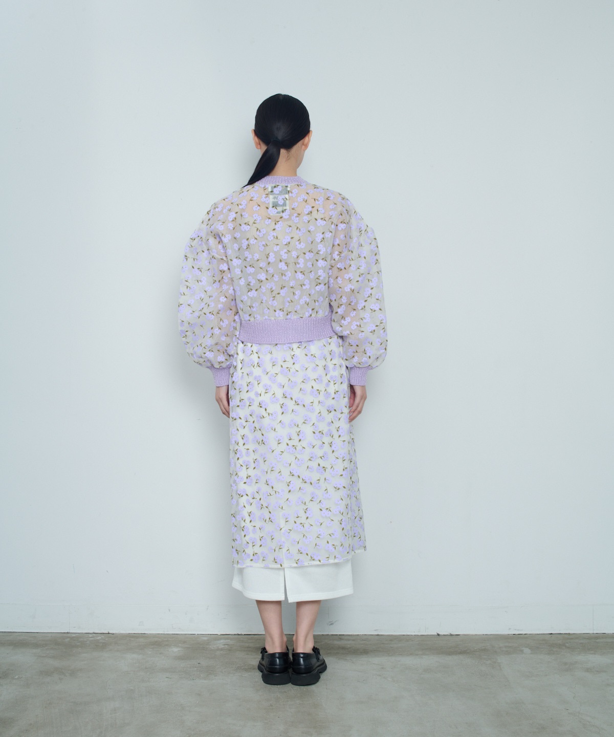 フラワーフロッキープリントジップジャケット | MUVEIL Online Shop