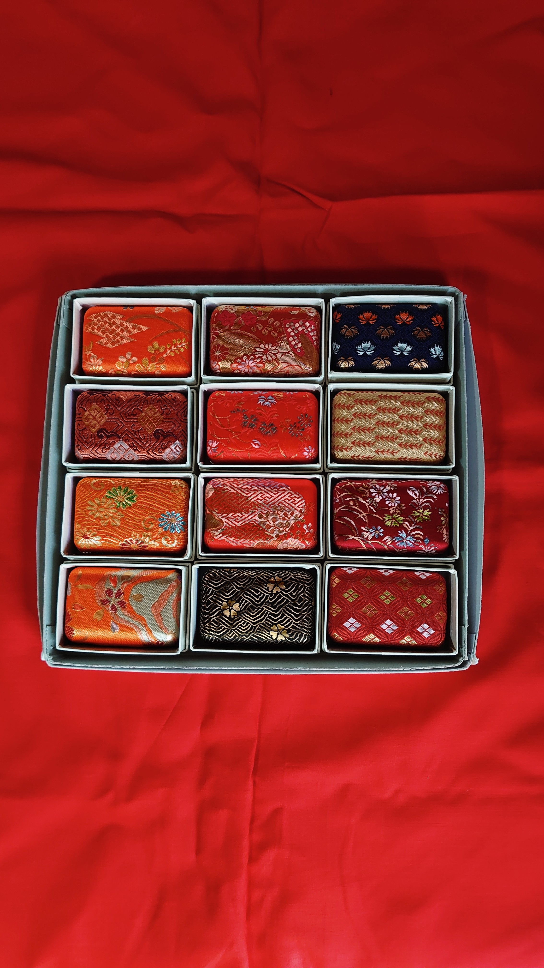 琴付属品・修理｜三味線、琴の向山楽器店