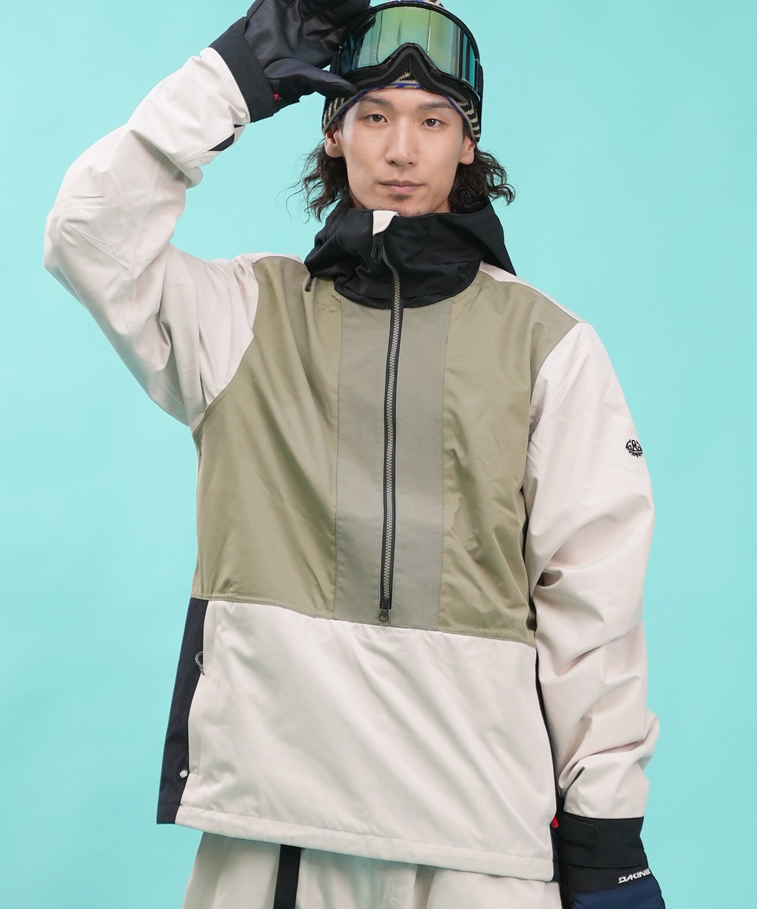 686 シックスエイトシックス GHOST 2.5L SHELL ANORAK スノーボード