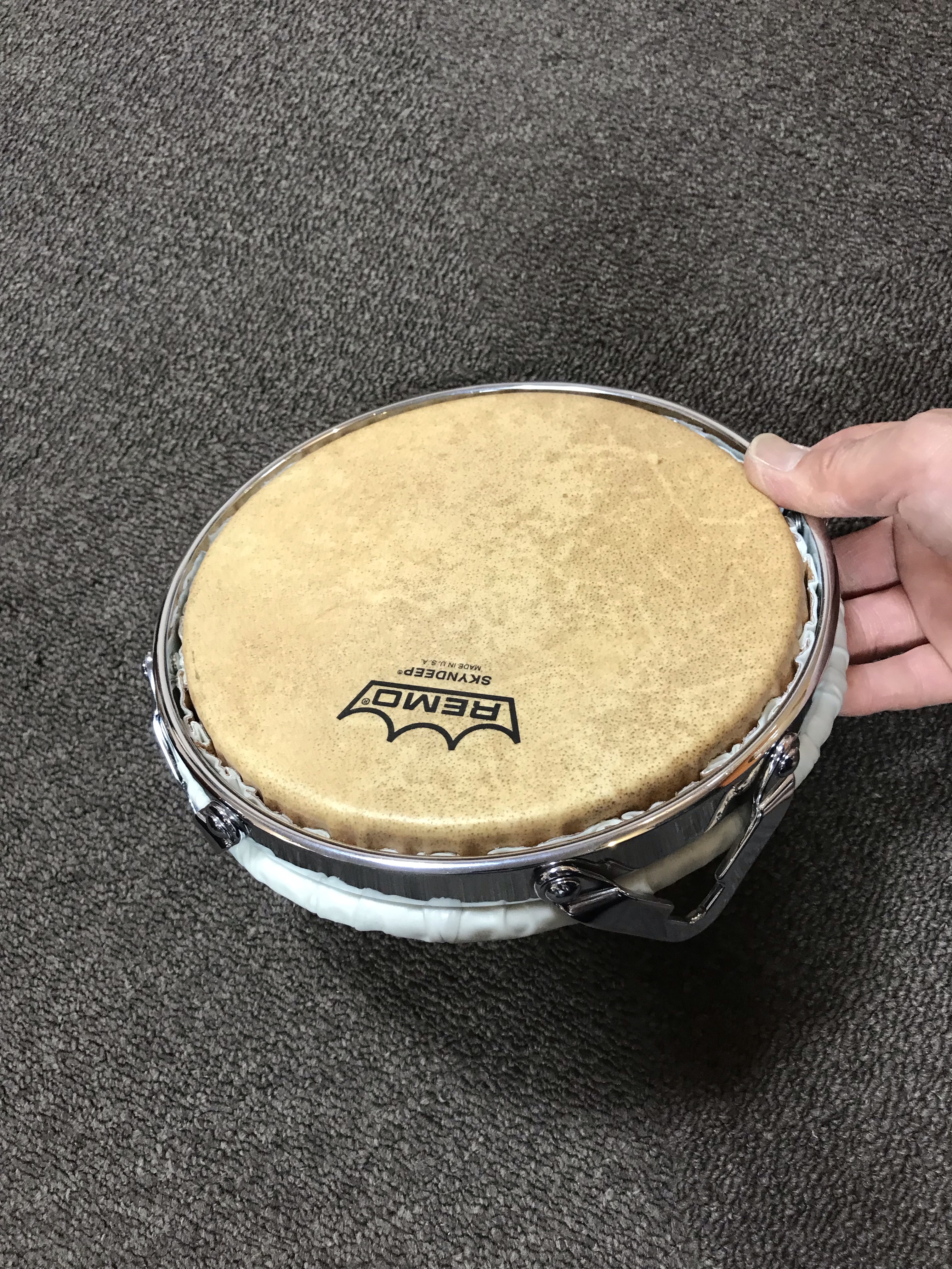 RENO SKYNDEEP をトラディショナルフープに張ってみた