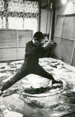 格闘から生まれた絵画 白髪一雄展 | 展覧会 | アイエム