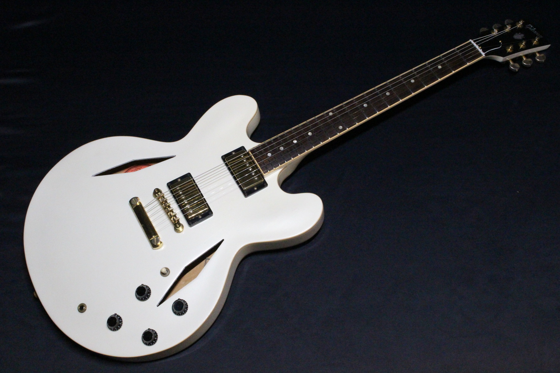 Gibson セミアコースティックギターES-335 DIAMOND中古品()売却済み