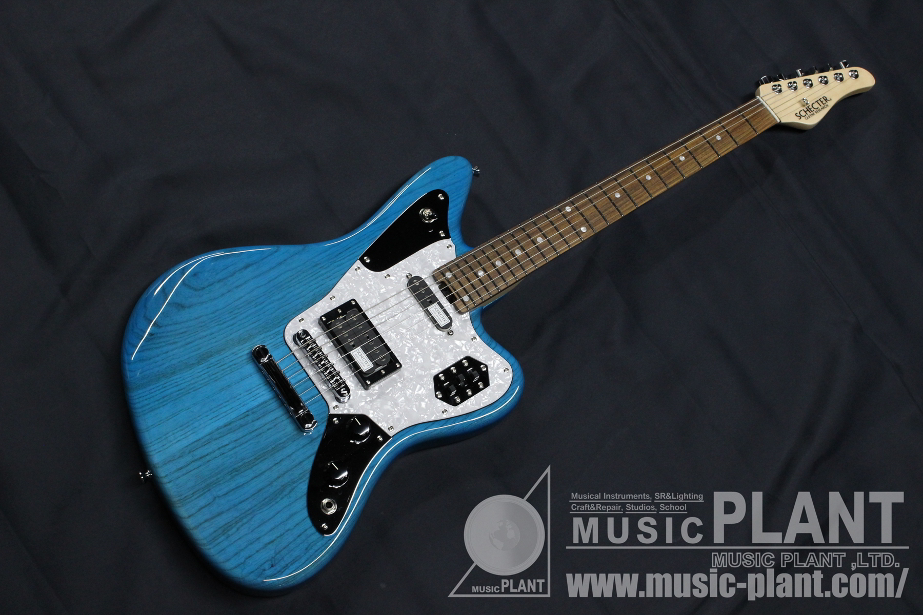 SCHECTER ARシリーズ エレキギターAR-06/ILB/PF新品生産完了品です