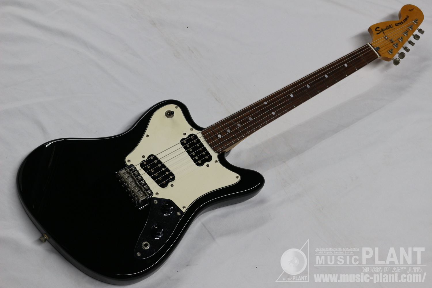 Squier Vistaシリーズ エレキギターSuper Sonic SS-55 Black中古品