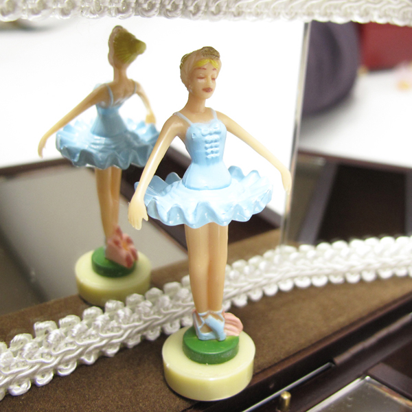 18弁】エトワール（M） オルゴール バレリーナ 回る 人形 ｜株式会社